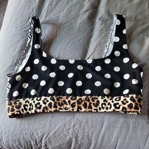 PINK Victoria's Secret Leopard Print Sports Bra
